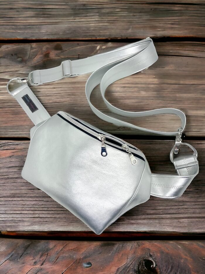 Hip-Sling-Bag silber